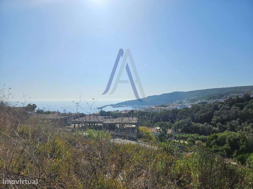 Lote de terreno em Sesimbra com vista Mar. - Grande imagem: 2/9