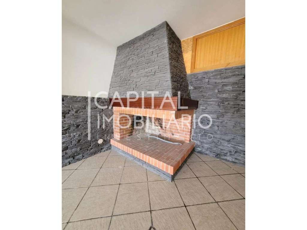 Moradia isolada V3+2 situada nas Caixas em Sesimbra com Piscina-15