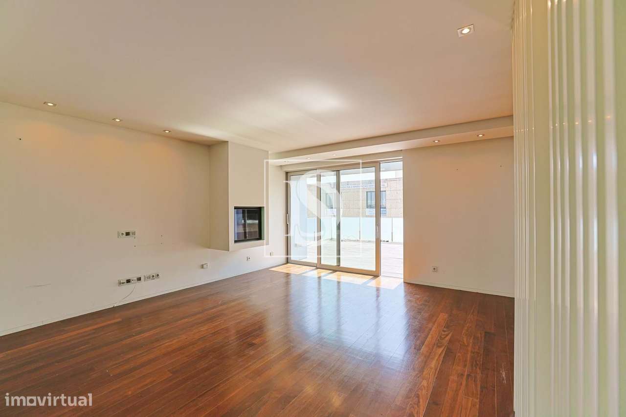 Apartamento c/ TERRAÇO no centro da cidade de BARCELOS!-20