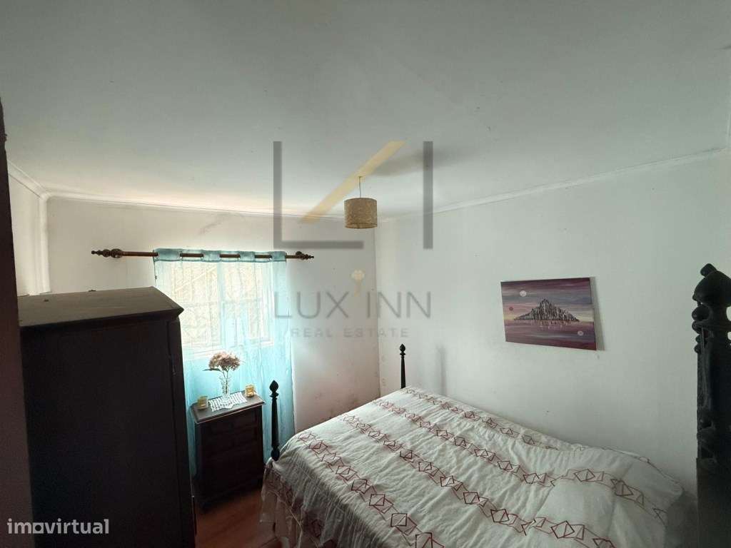 Terreno Urbano com 412m2 e pequena moradia edificada-19