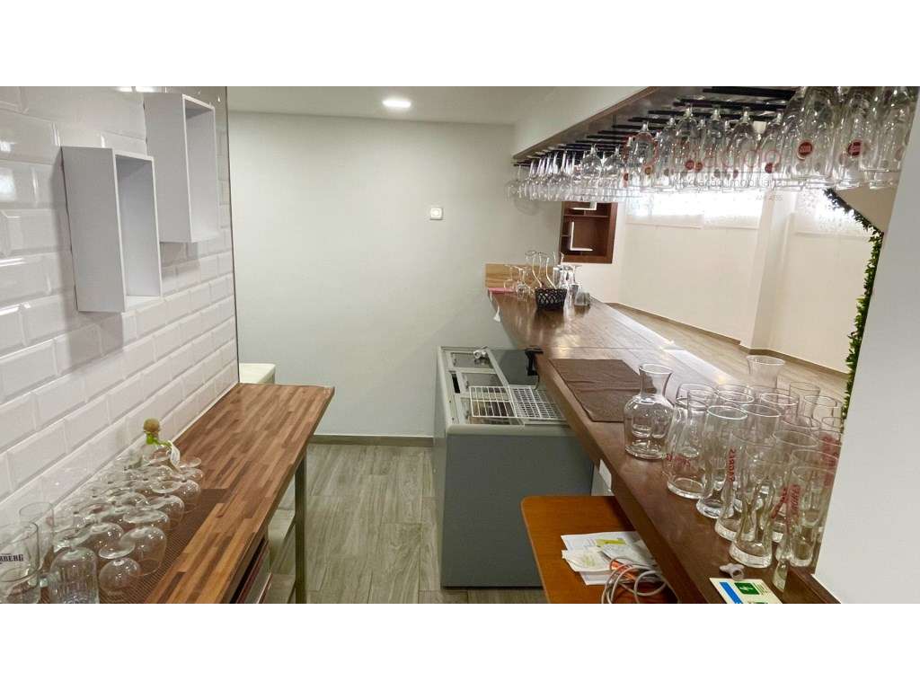 Restaurante no centro da cidade de Sines-9