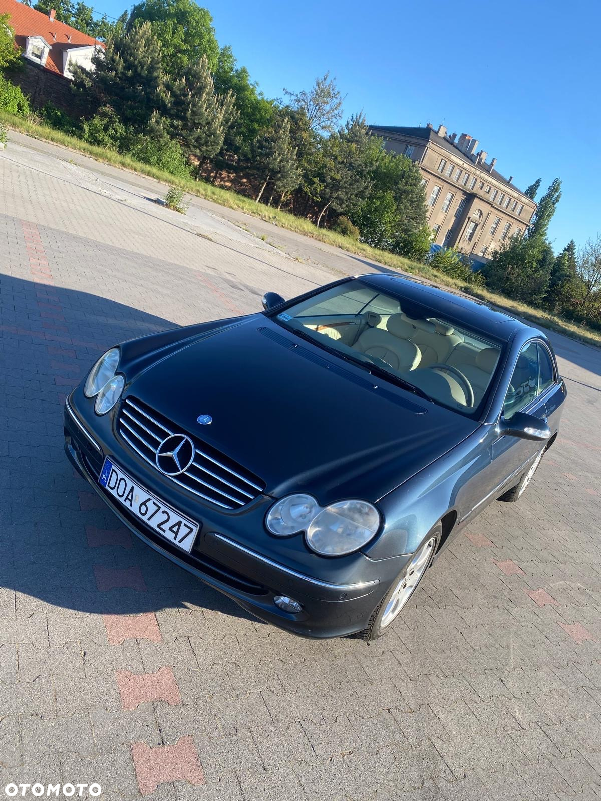 Mercedes-Benz CLK - 7