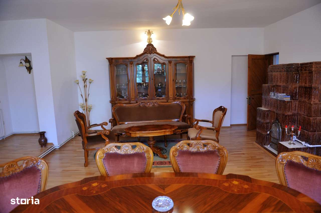 Vila de pe cărțile poștale-8