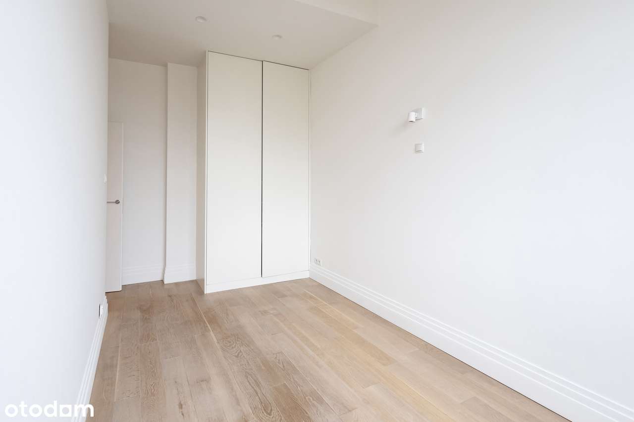 Wysokie sufity, gotowe do wprowadzenia, z garażem w centrum Lublina-16