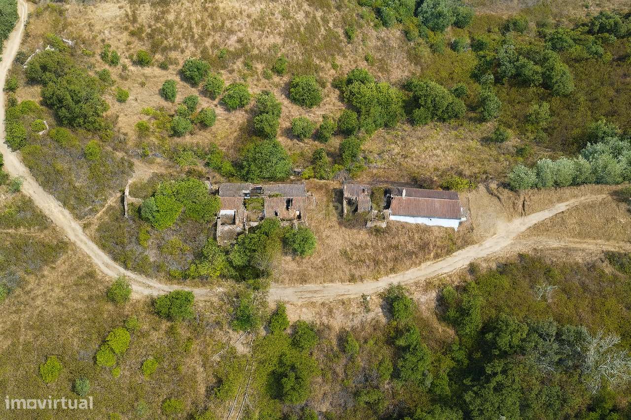 Refúgio Alentejano com Alma e Potencial – 24 Hectares com 162m² urbano - Grande imagem: 4/20