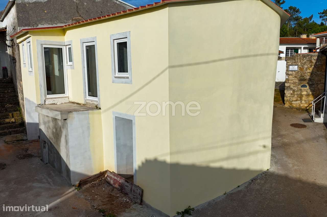 Moradia T3 Totalmente Remodelada na Telhadela, Cernache - Grande imagem: 3/17