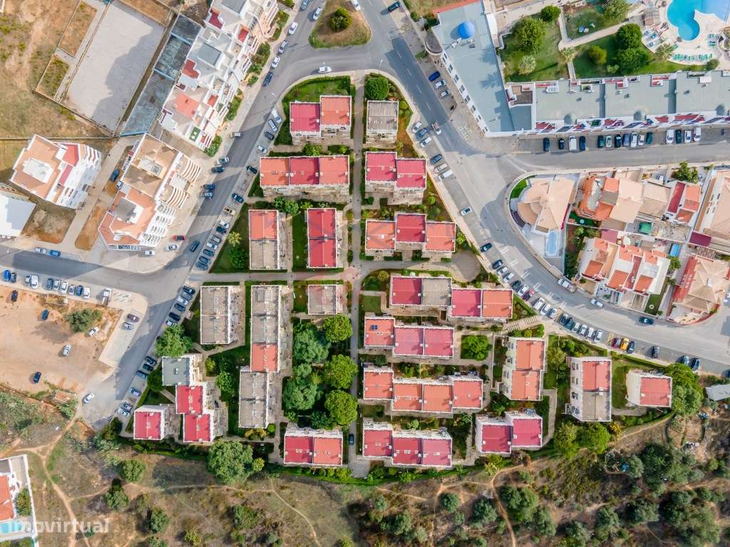 T3 renovado nos Jardins da Bemposta-33