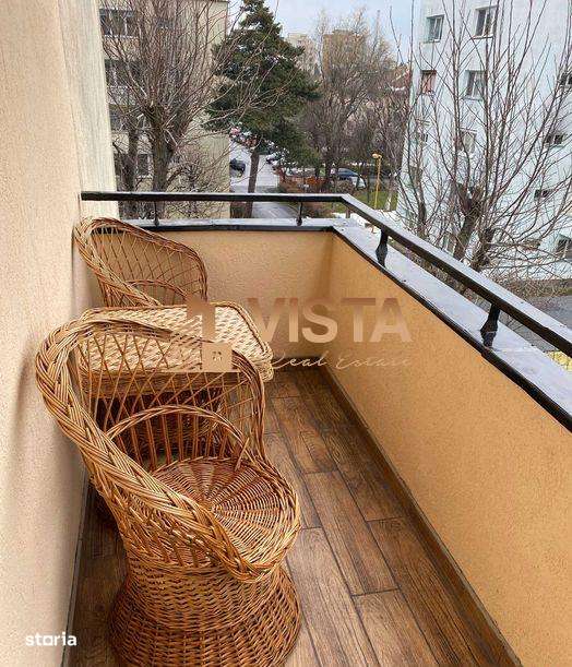 Apartament 2 camere, etaj 34 renovat integral, Zona Astra, Brasov - Imagine principală: 5/8