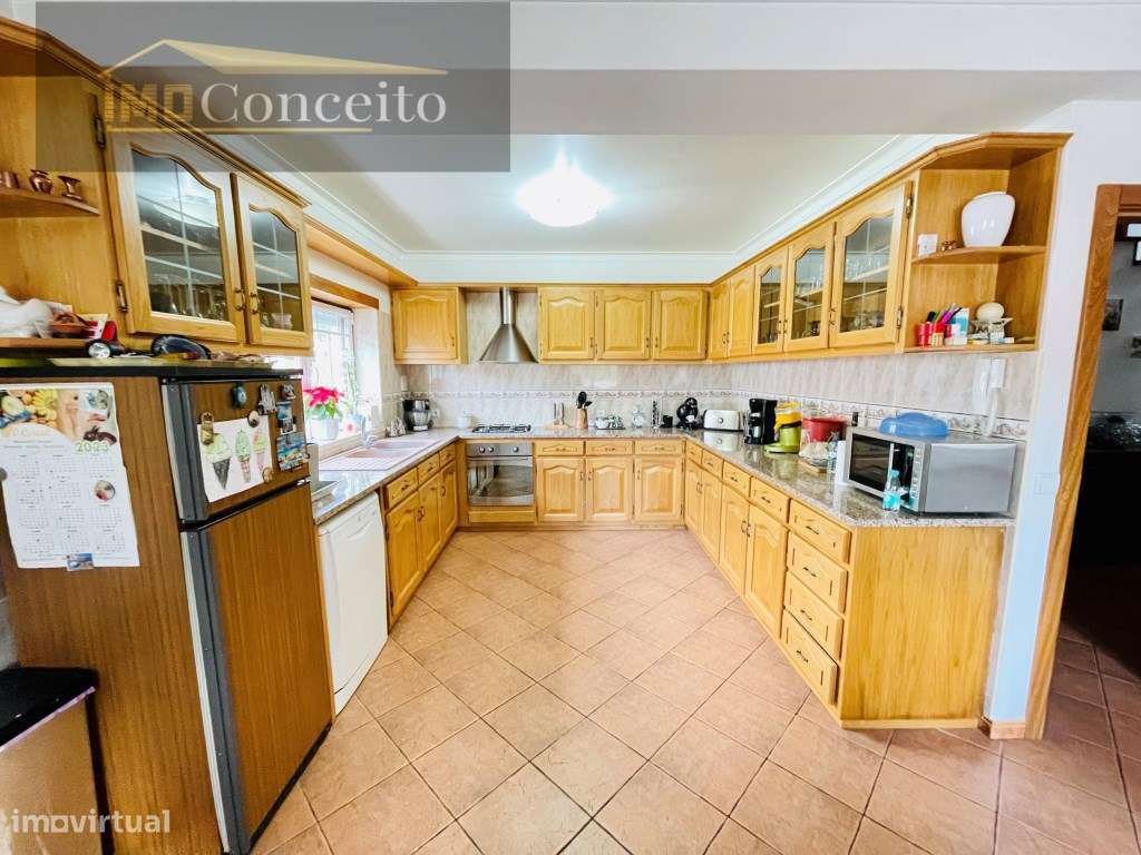 Moradia T6 - Excelente logradouro e garagem | perto de Fátima - Grande imagem: 4/47