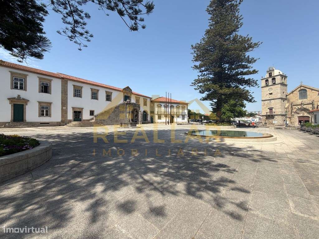 Oportunidade Única no Coração do Centro Histórico de Vila do Conde-25