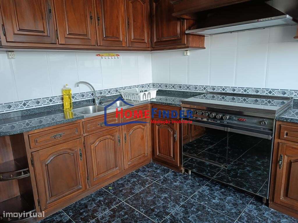 Quarto Individual com despesas incluídas junto à Ponte de São João - Grande imagem: 4/4