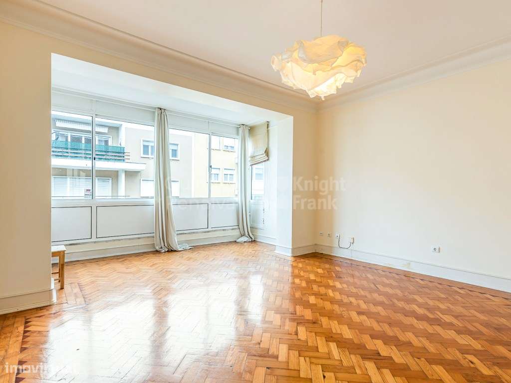 Apartamento T3 para arrendamento, sem móveis em Alvalade - Grande imagem: 2/25