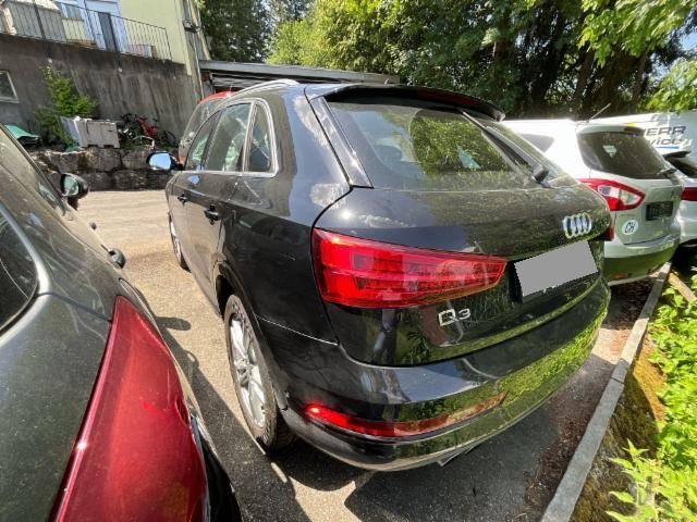 Audi Q3 I 2.0 TFSI Quattro S tronic sport 2015