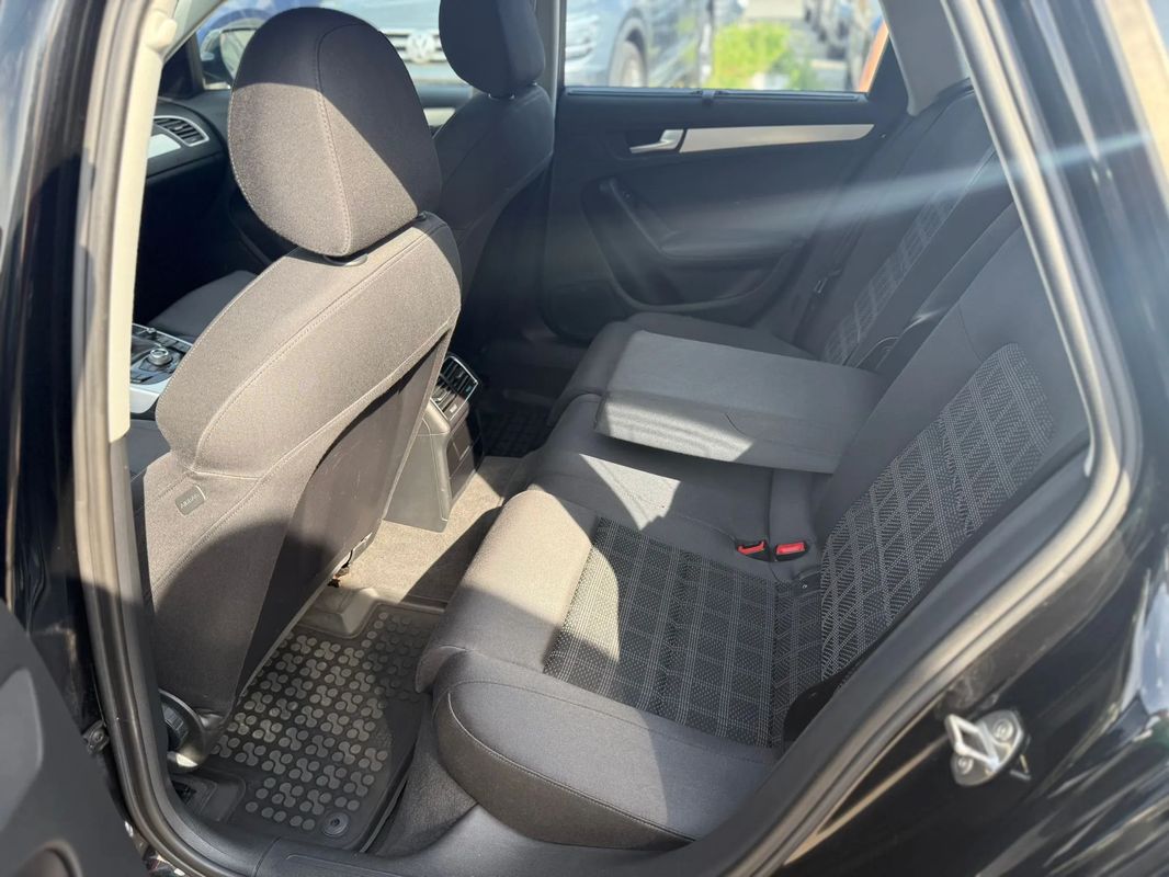 Audi A4 2.0 TDI Avant - 28