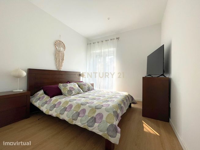 Apartamento T2 renovado em 2023-3