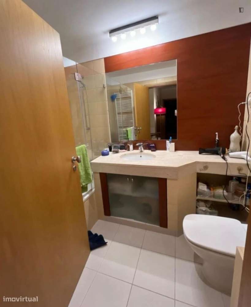 Quarto - localizado em Sete Rios Lisbon - Grande imagem: 4/4