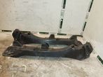 Suporte De Montagem Guarda Lamas Renault Clio Iii Caixa (Sb_, Sr_) - 8