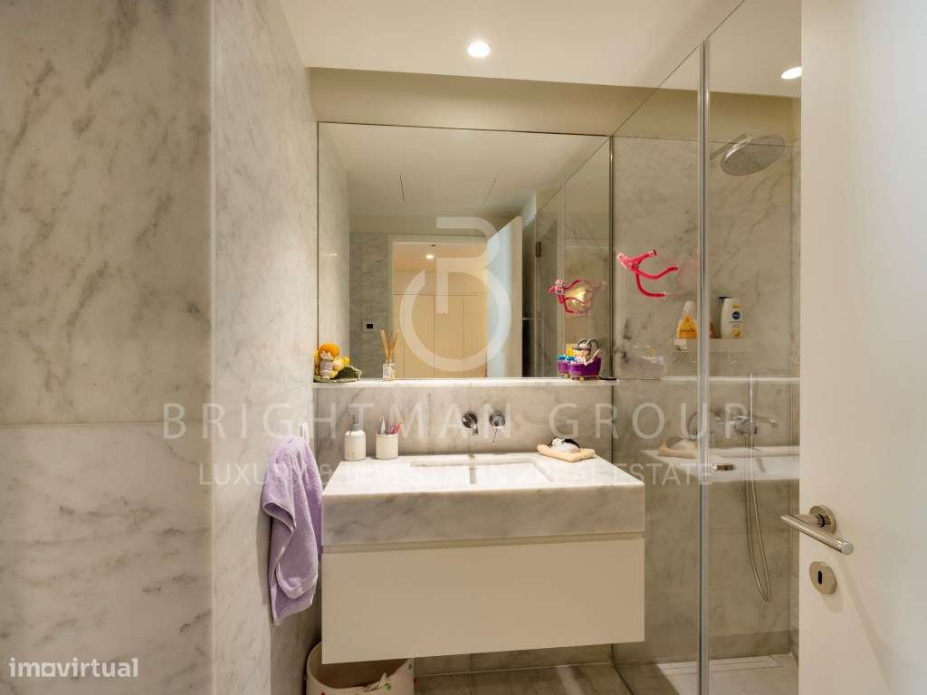 Apartamento T3 com piscina e jardim, na Quinta da Marinha-31