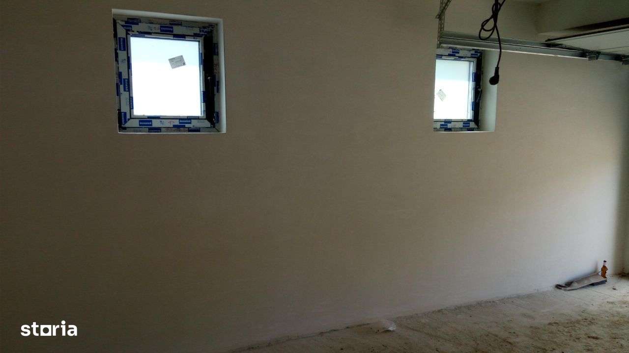 Casa noua, P+M, garaj, utilitati, asfalt, pozitie placuta, 5 ari teren - Imagine principală: 4/7