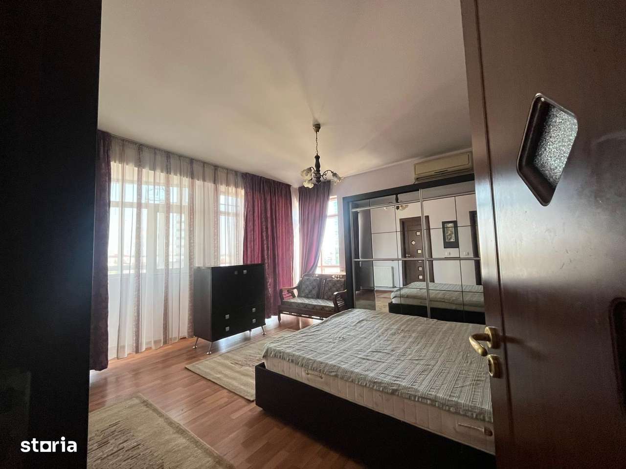 Apartament 3 camere Zona Ciuperca - Imagine principală: 5/6