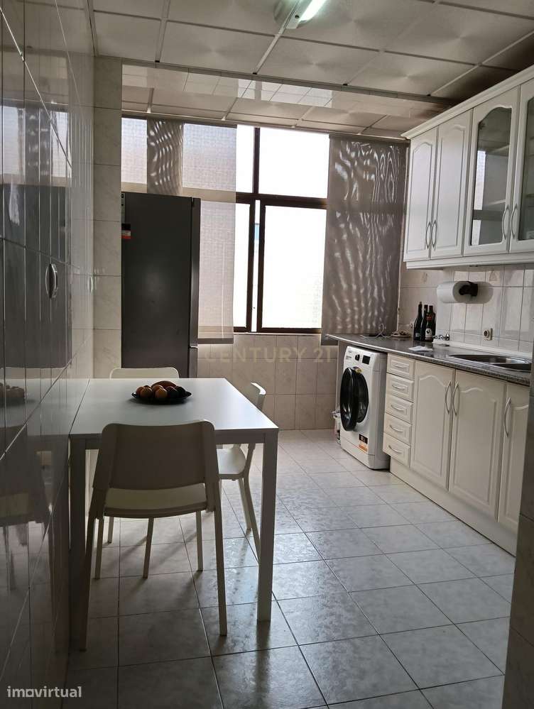 Apartamento na Rua Sebastião da Gama, Barreiro - Grande imagem: 5/12