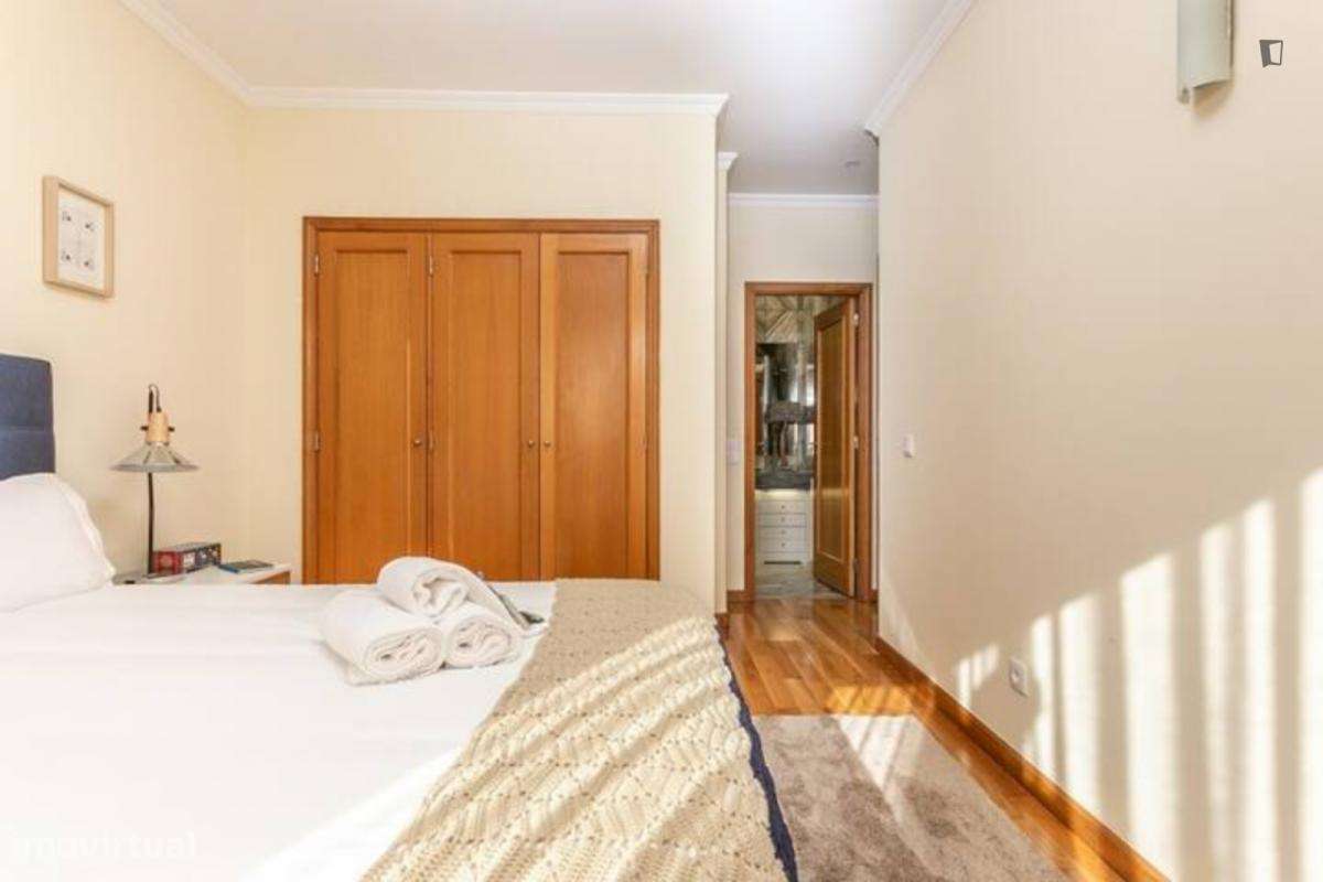 Apartamento com 2 quartos - localizado em Lordelo do Ouro Porto - Grande imagem: 4/10