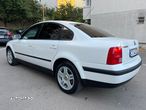 Volkswagen Passat Standard - 5