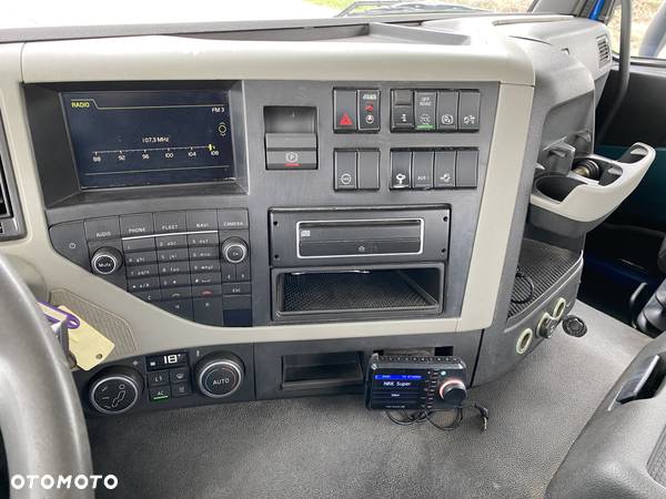 Volvo FM330 - 10
