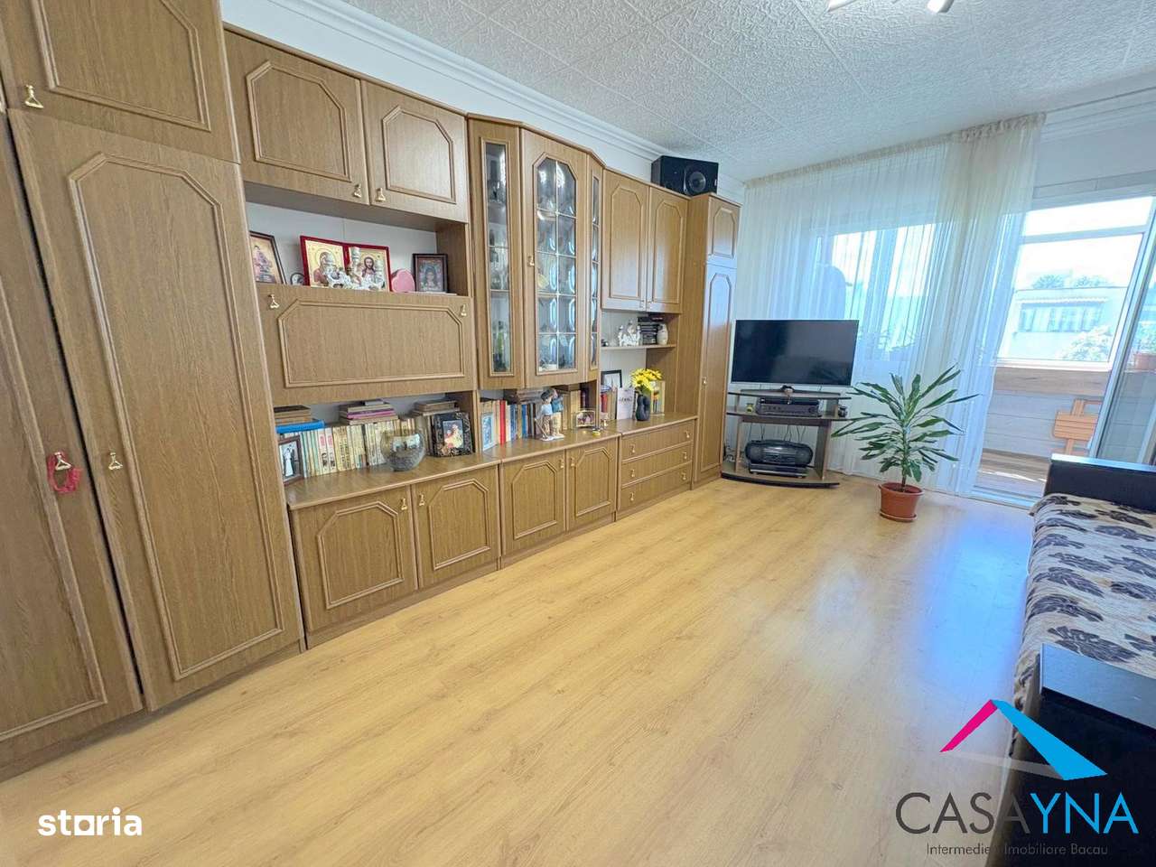 Apartament 3 camere decomandate - 64mp + balcon 8mp - Strada Milcov!-0