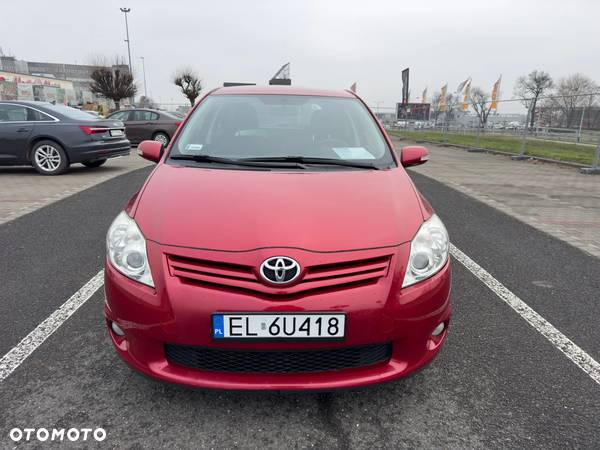 Toyota Auris 2.0 D-4D Sol - 5