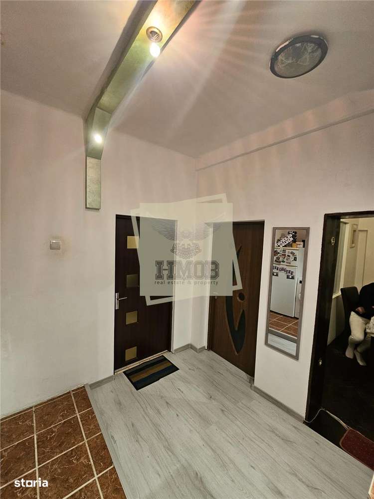 Apartament 2 camere zona centrala 59 mp-19