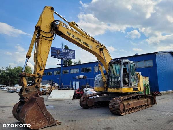 New Holland E235B - 1