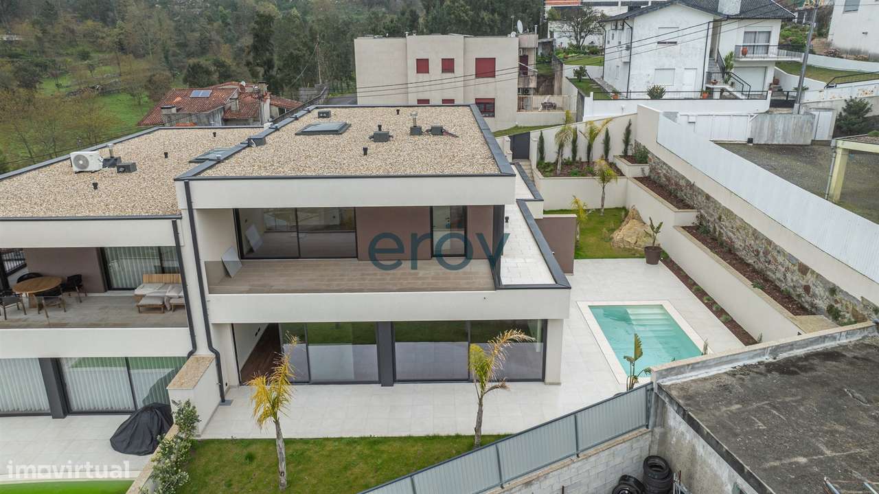 Moradia T4 de Luxo em Requião – Vila Nova de Famalicão-7