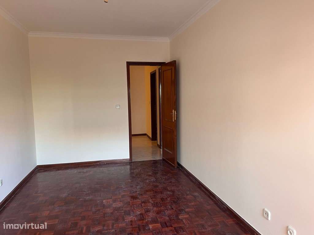 Apartamento T2, Bairro da Cavaleira, Mem Martins-12