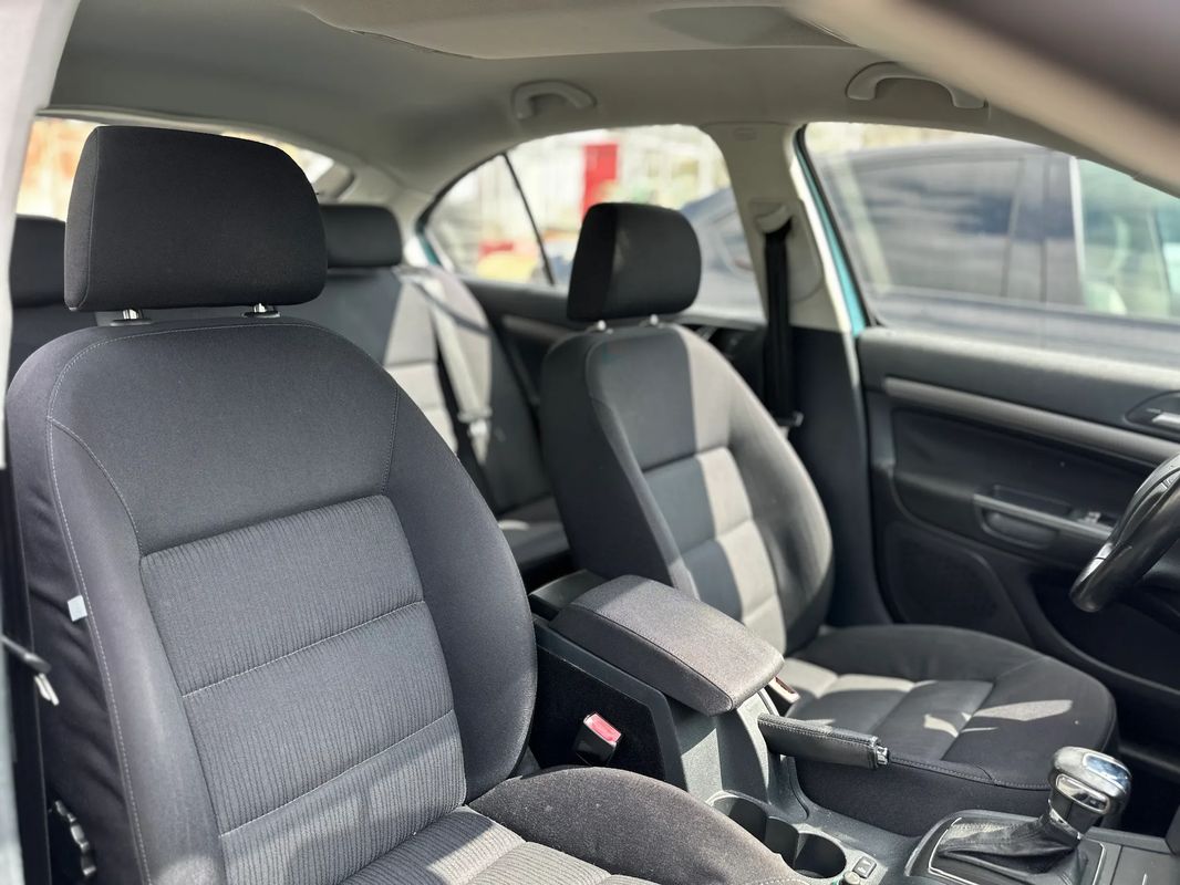Skoda Octavia 1.6 FSI Elegance Aut - 16