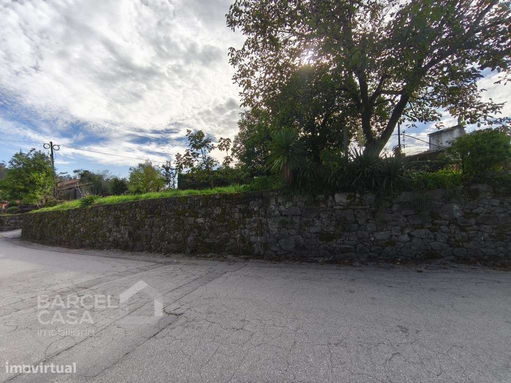 Oportunidade Única - Moradia para Restauro com Vistas Panorâmicas!-6