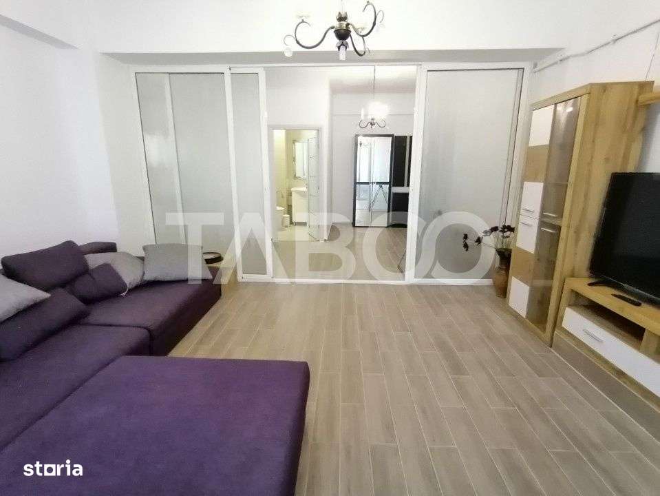 Apartament 3 camere 80 mpu pretabil spatiu comercial zona Strand Sibiu - Imagine principală: 1/17
