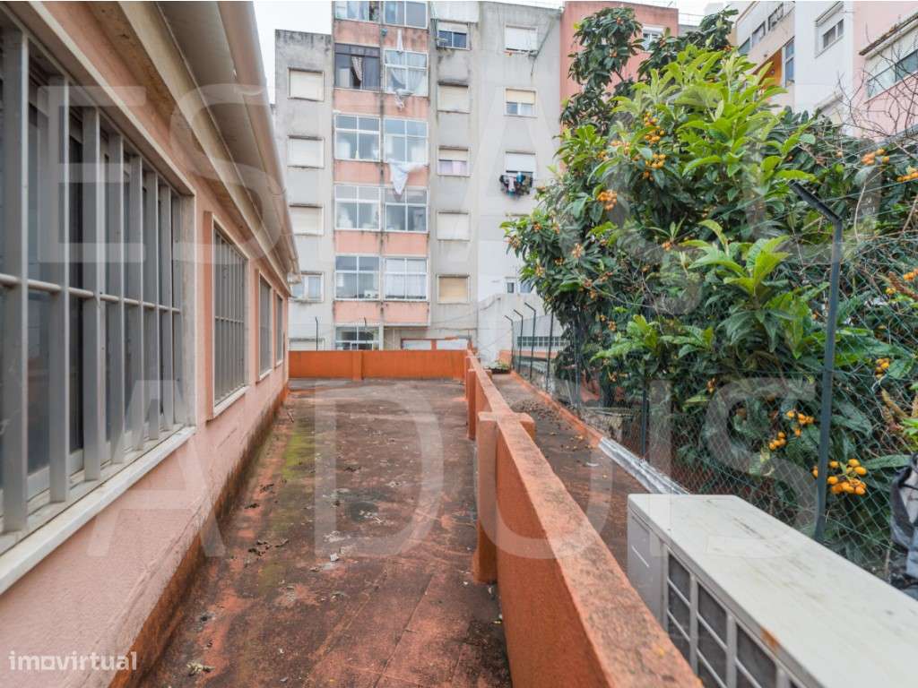 Armazém Amplo; com 2 Pisos! Boa Localização, próximo do Centro da A...-55