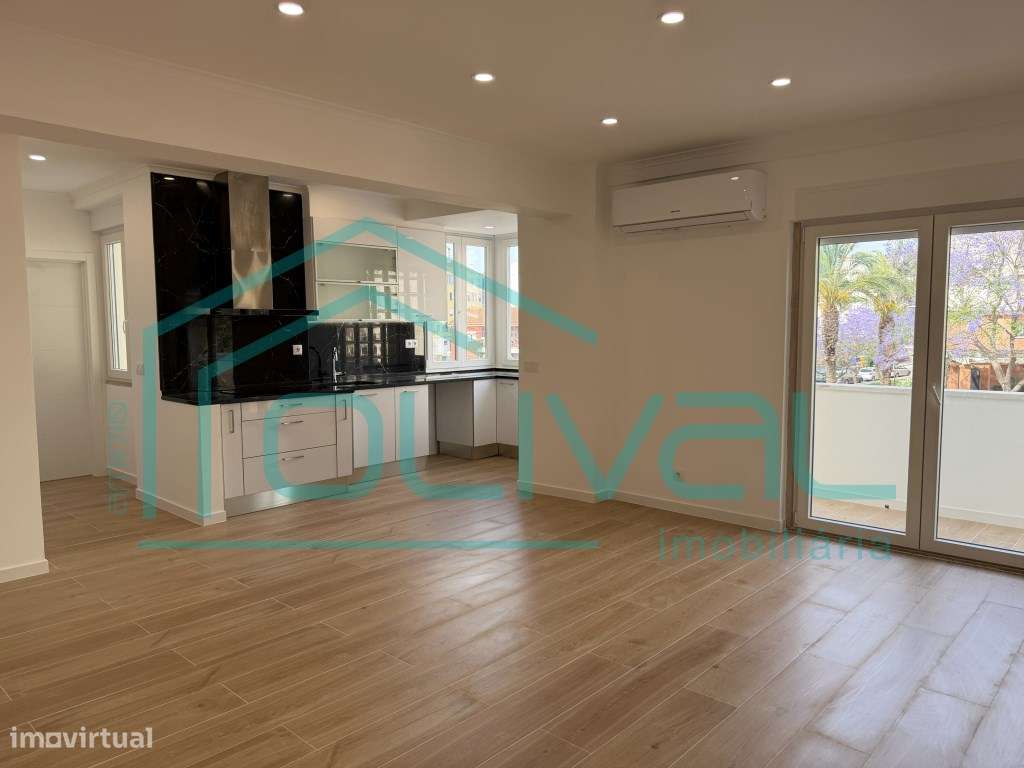 Alverca apartamento de Tipologia T3 totalmente renovado-5