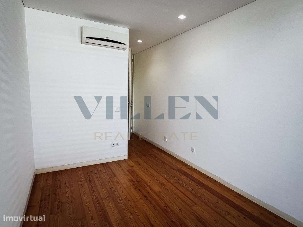 Moradia V4 em Guimarães-24