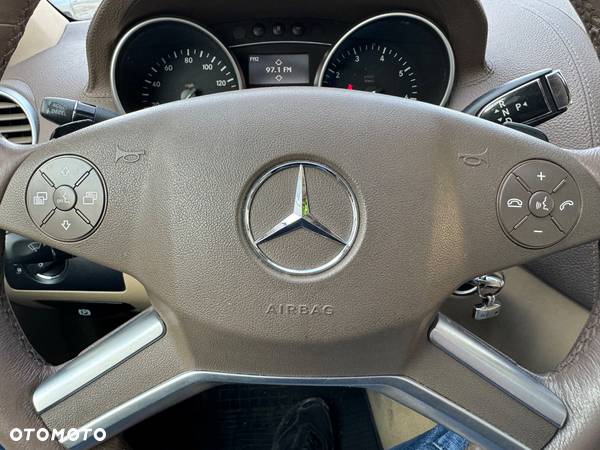 Mercedes-Benz GL 450 4Matic 7G-TRONIC Grand Edition - 30