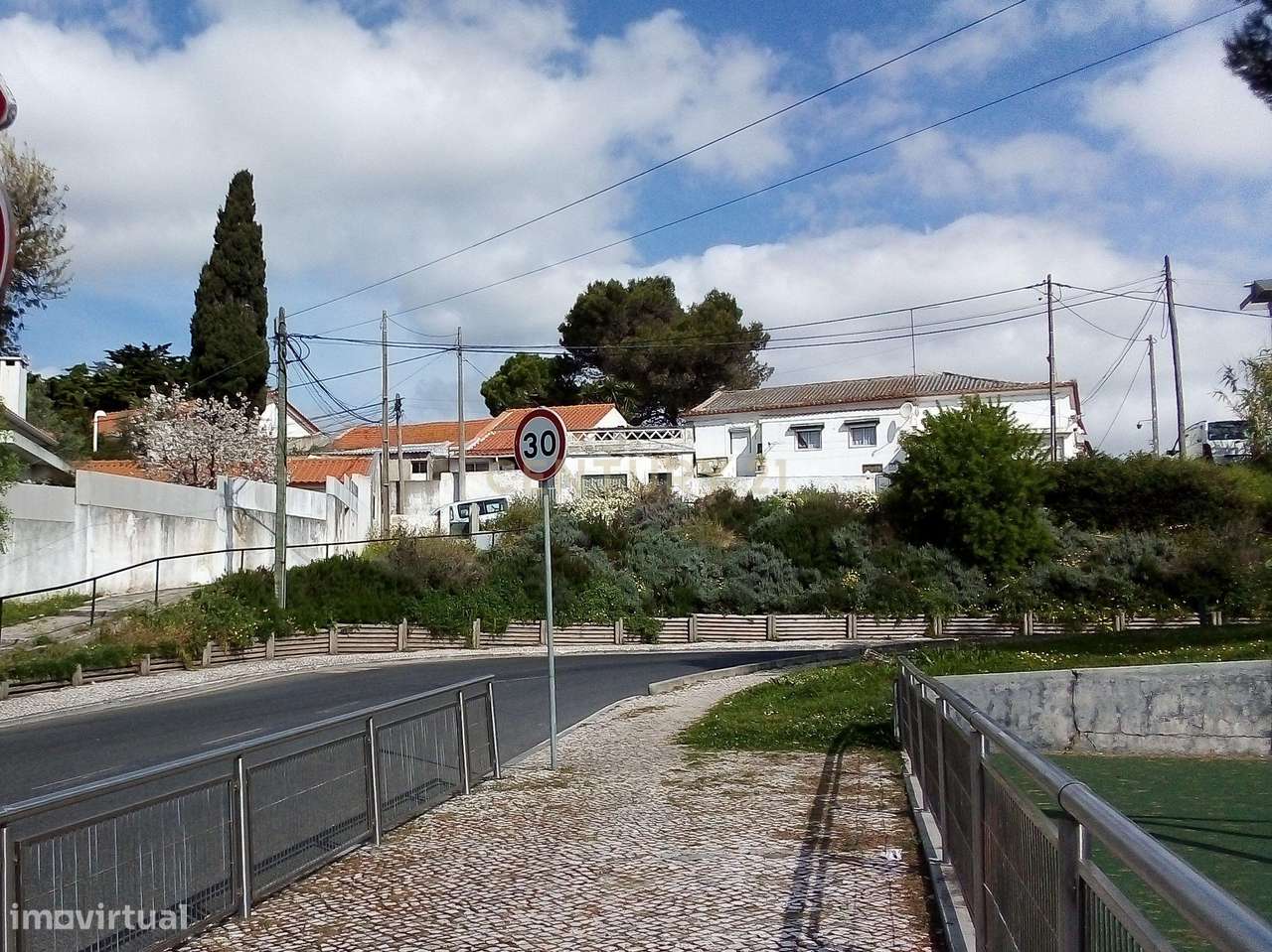 Moradia em Caselas - Belém-1