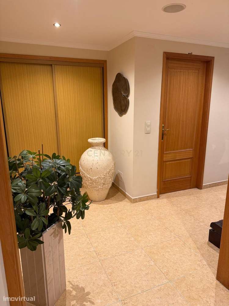 Excelente T4 no Montijo - Grande imagem: 5/14