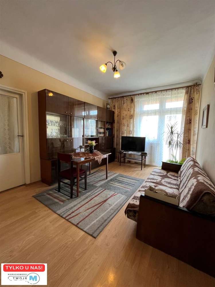 2 pokoje na 2 piętrze z balkonem - Pełny obrazek: 1/6