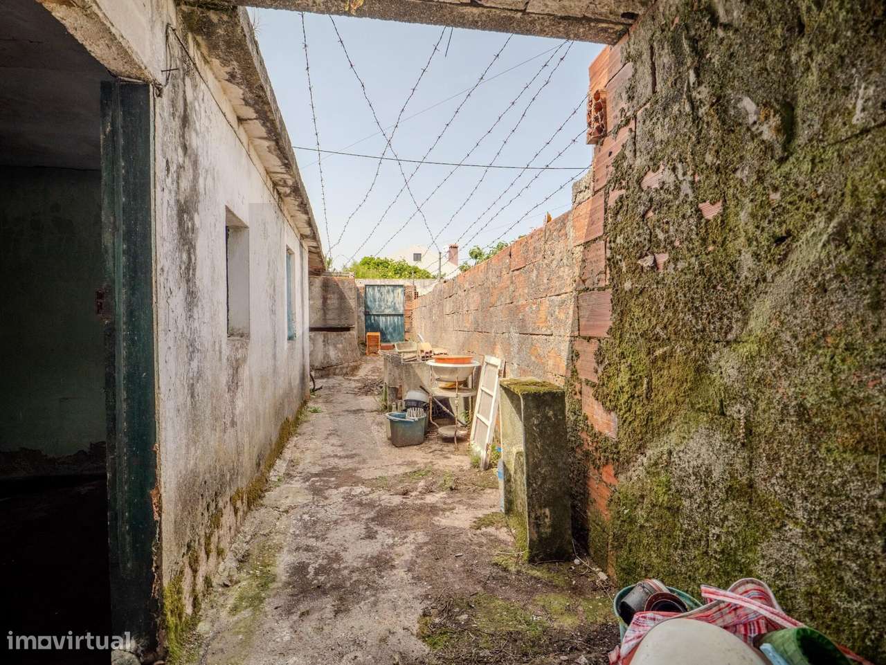 Moradia T1 para Recuperação na Dagorda, Cadaval — Oportunidade de Inve-9