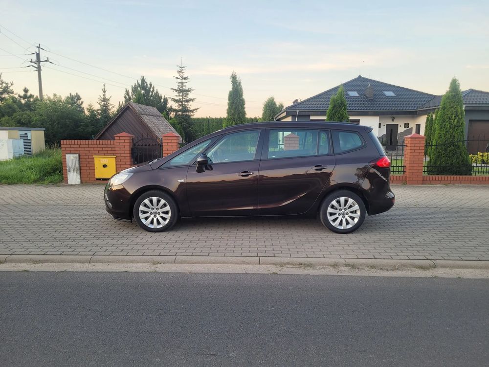 Opel Zafira C (2011-2019) Tourer 1.4 Turbo Business Innovation 2012