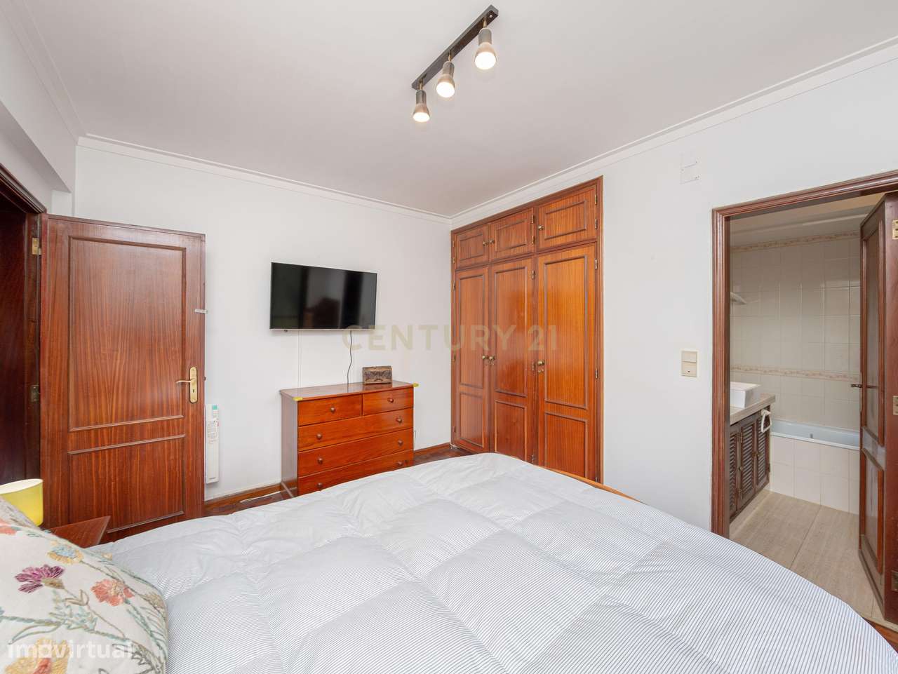 Apartamento T3+1 Duplex   Costa da Guia- Cascais-15