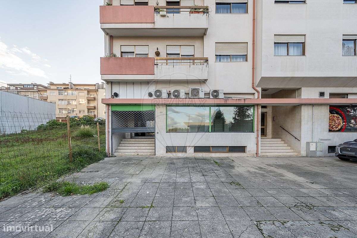 Loja  para arrendamento - Grande imagem: 2/17