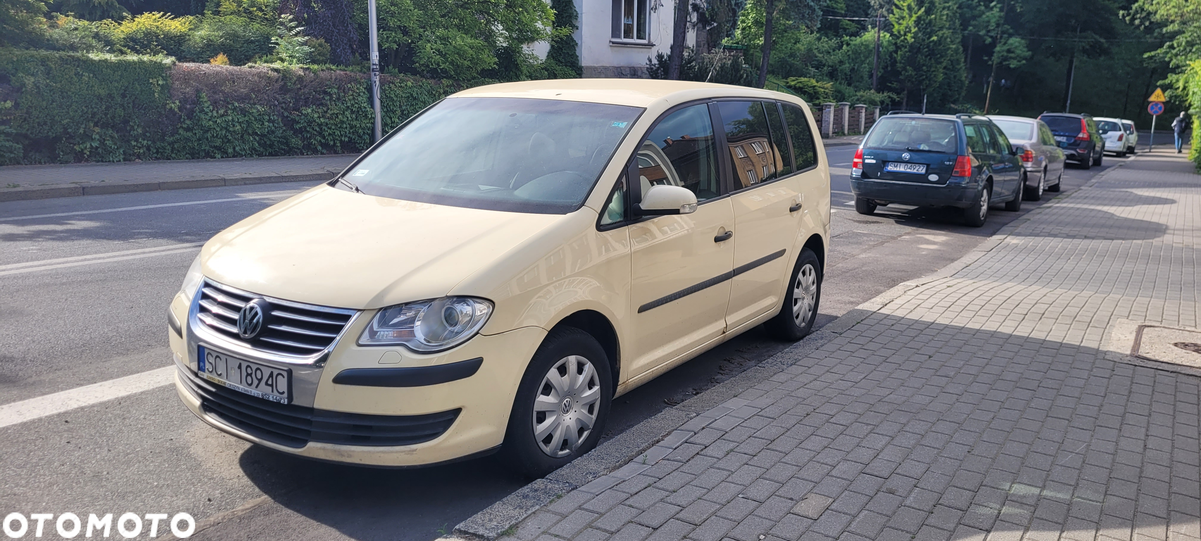 Volkswagen Touran 1.9 TDI Conceptline DSG - 8