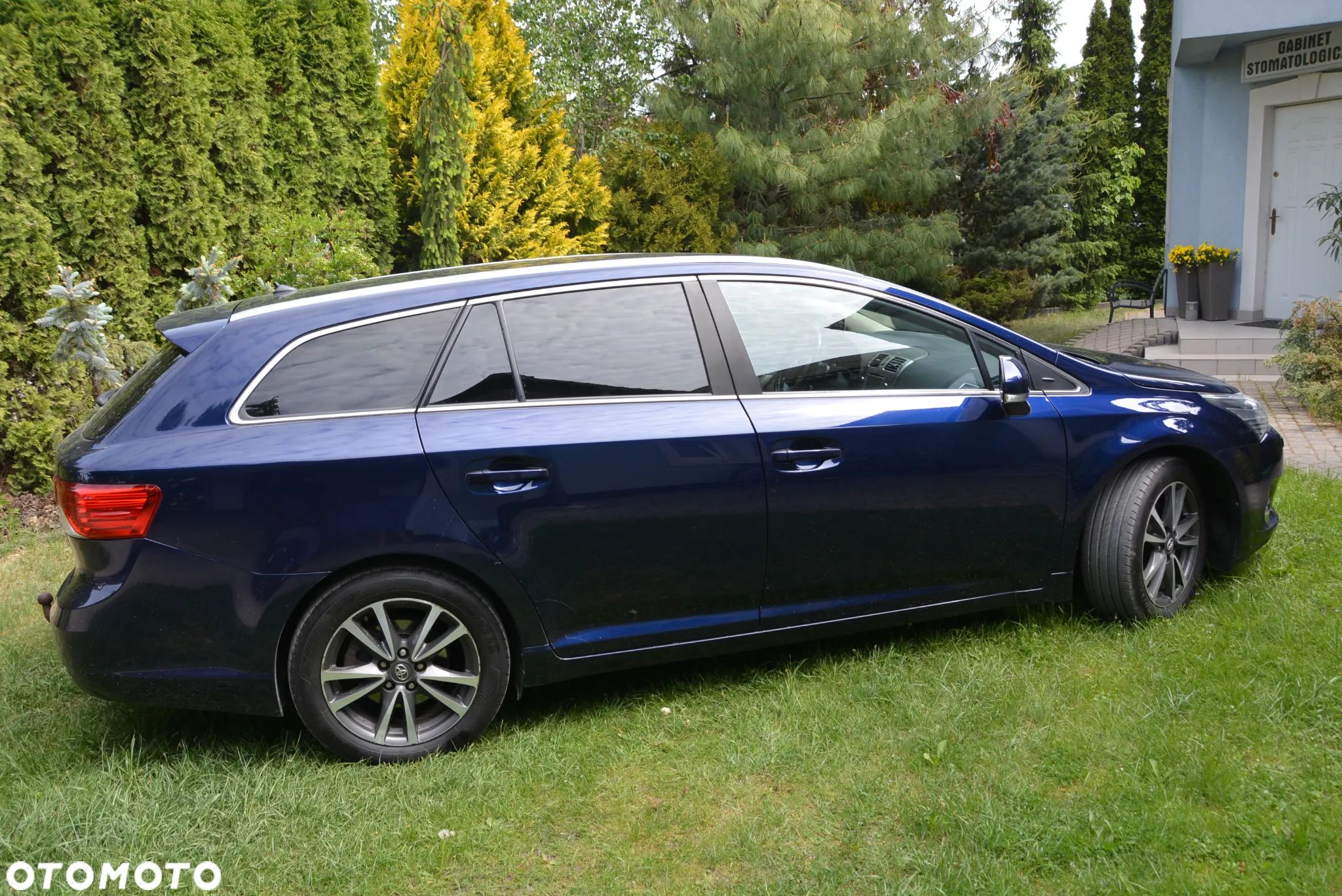 Toyota Avensis 1.8 Business Edition - 1